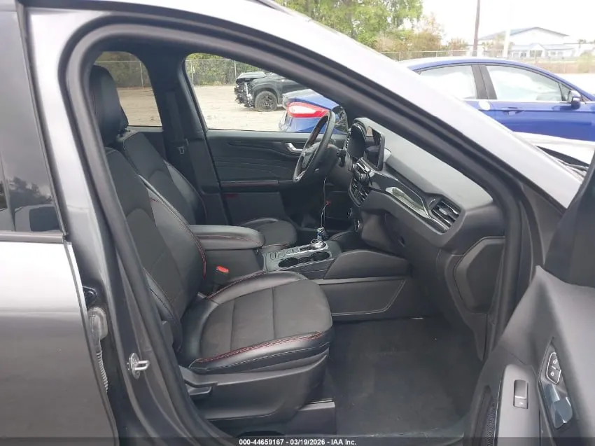 FORD ESCAPE ST-LINE 2023
