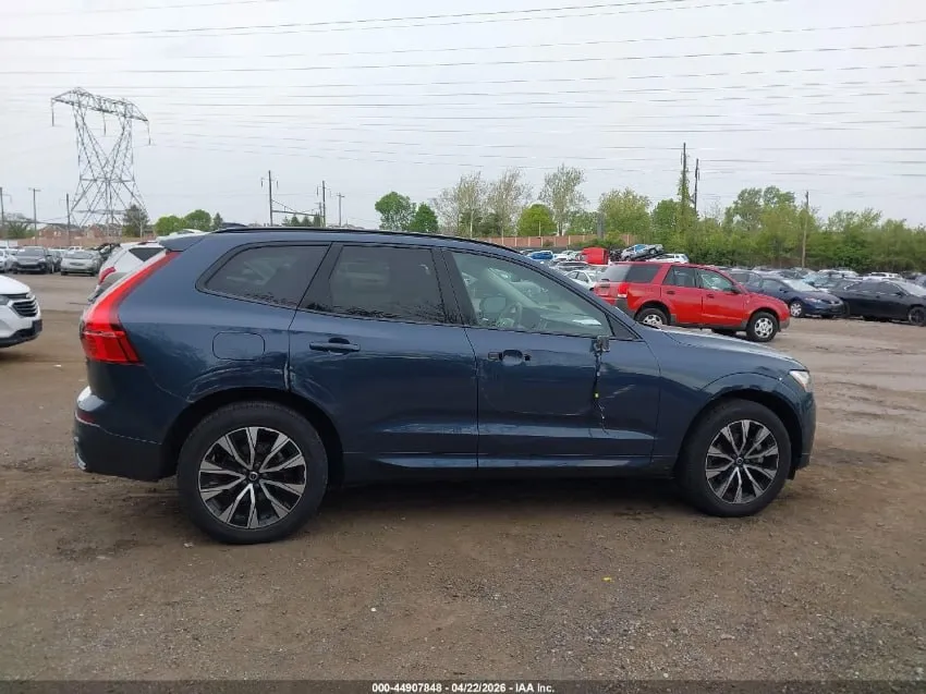 VOLVO XC60 B5 CORE DARK 2024