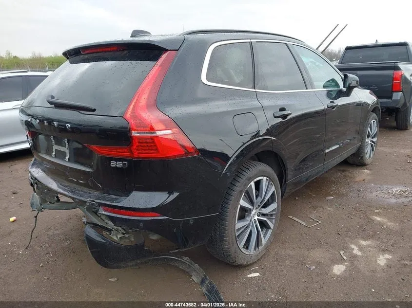 VOLVO XC60 B5 MOMENTUM 2022