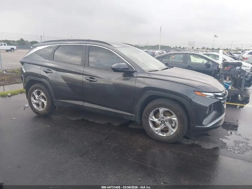 HYUNDAI TUCSON SEL 2022