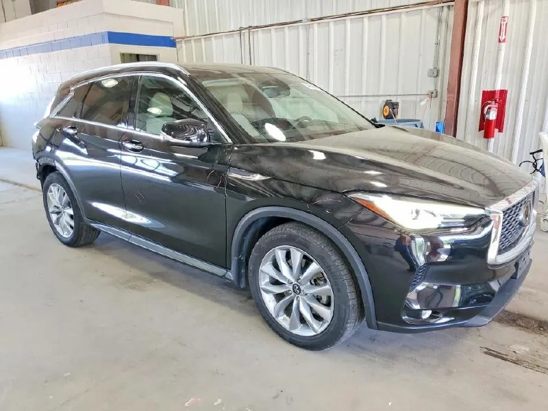 INFINITI QX50 LUXE 2021