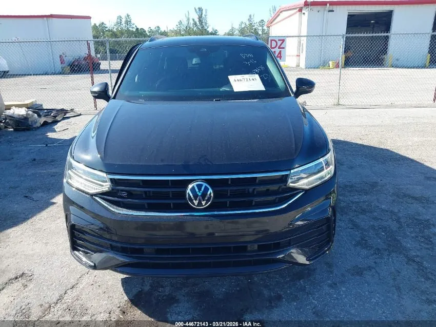 VOLKSWAGEN TIGUAN SE 2023