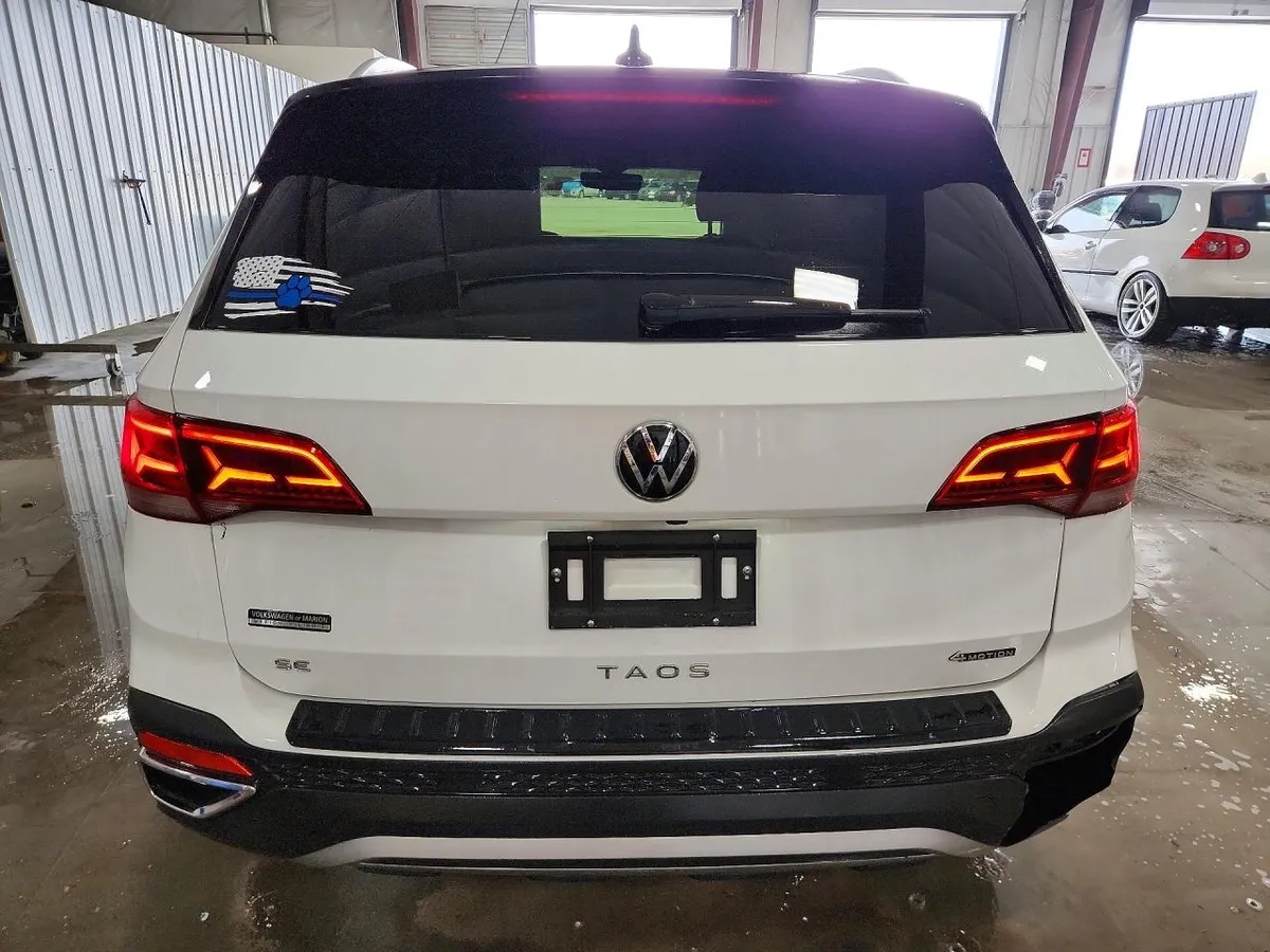VOLKSWAGEN TAOS SE 2024