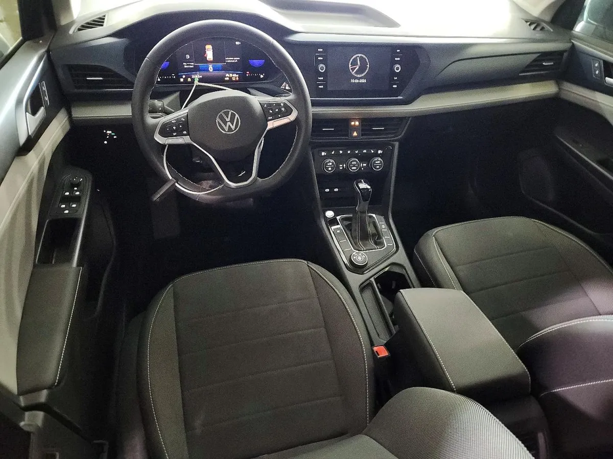 VOLKSWAGEN TAOS SE 2024