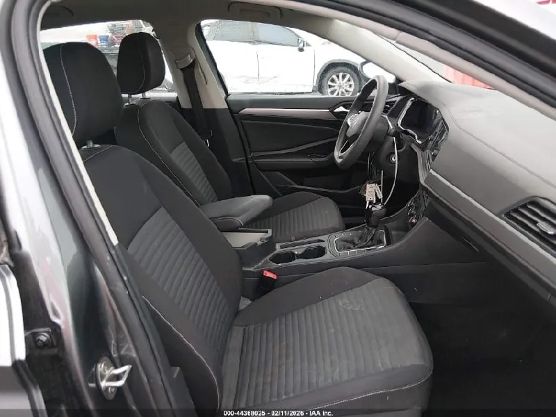 VOLKSWAGEN JETTA 2022