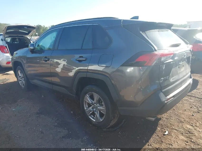 TOYOTA RAV4 XLE 2023