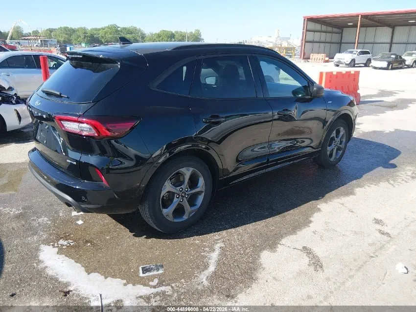 FORD ESCAPE ST-LINE 2023