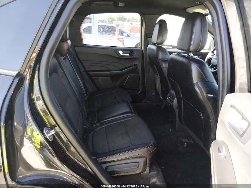 FORD ESCAPE ST-LINE 2023