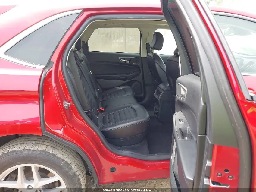 FORD EDGE SEL 2023