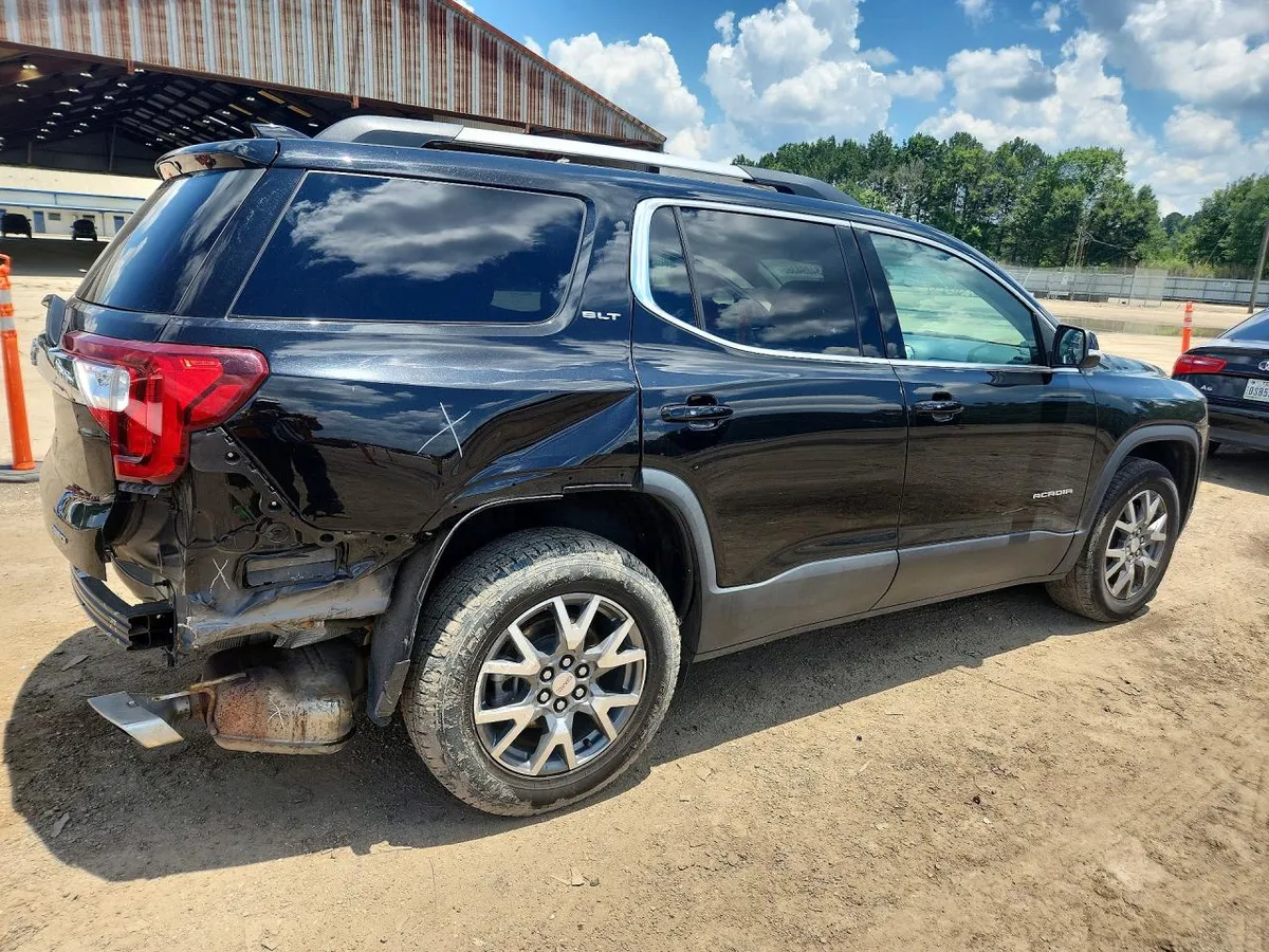 GMC ACADIA SLT 2023