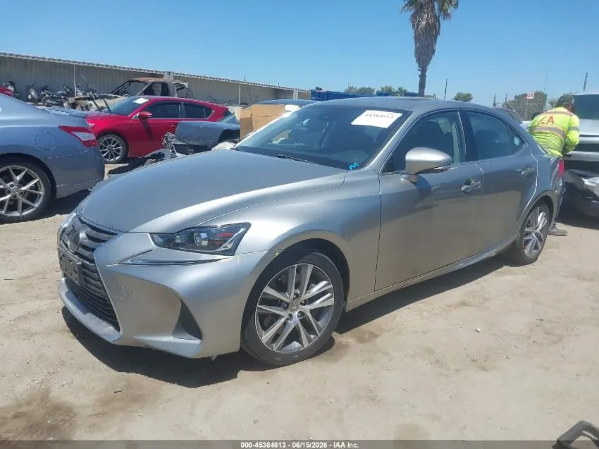 LEXUS IS 300 2020