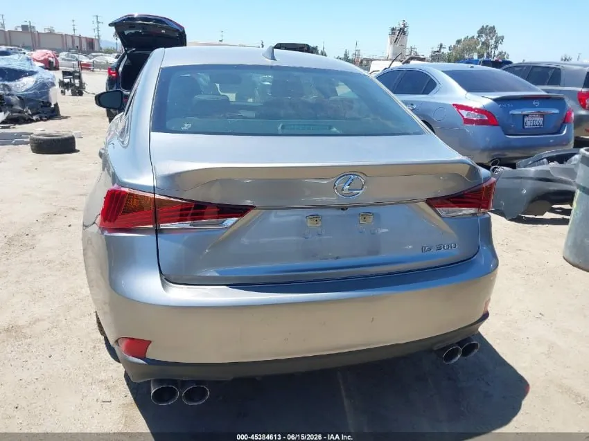 LEXUS IS 300 2020