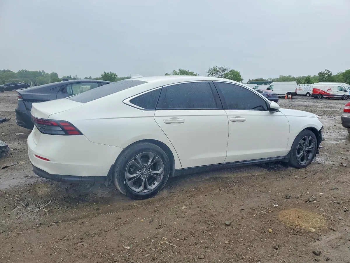 HONDA ACCORD EX 2023