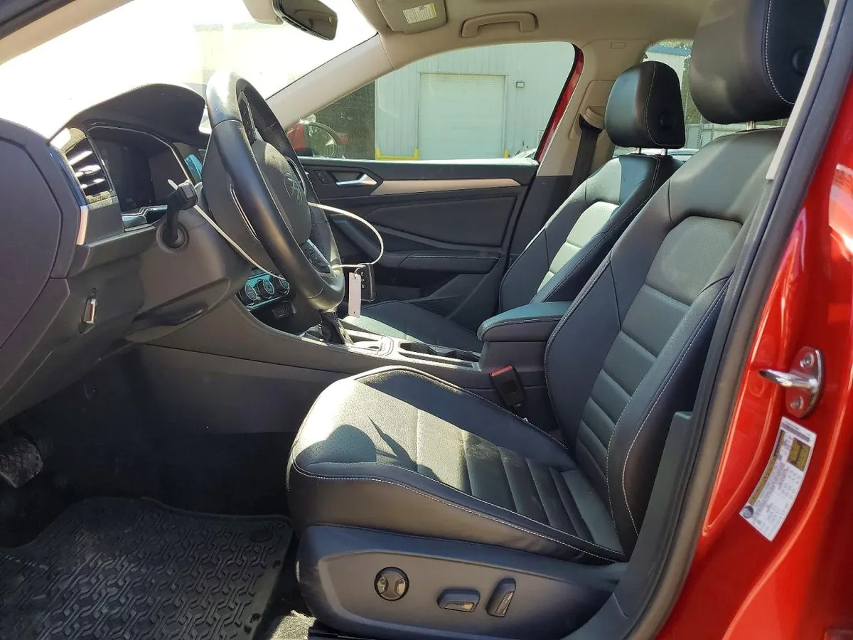 VOLKSWAGEN JETTA SE 2022