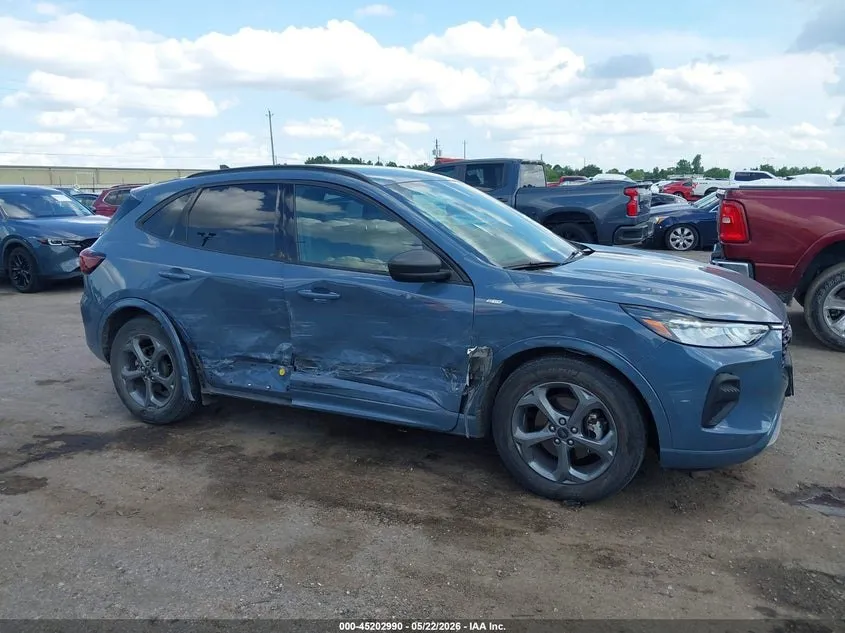 FORD ESCAPE ST-LINEI 2023