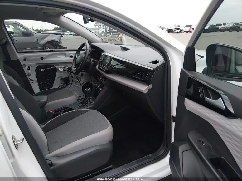 VOLKSWAGEN TAOS 2023