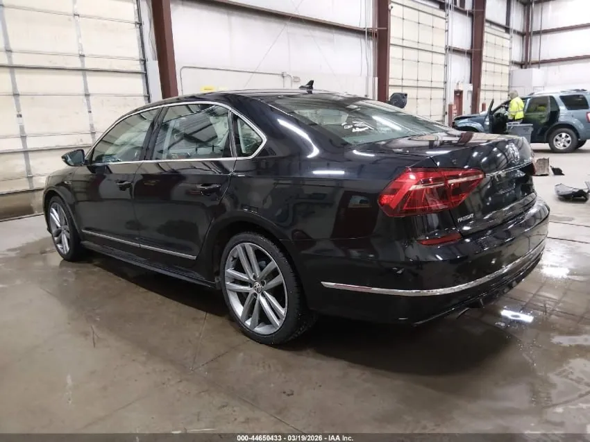 VOLKSWAGEN PASSAT 2017