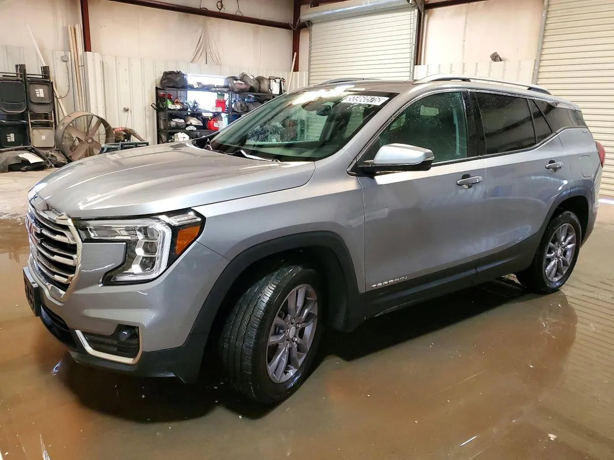 GMC TERRAIN SLT 2024