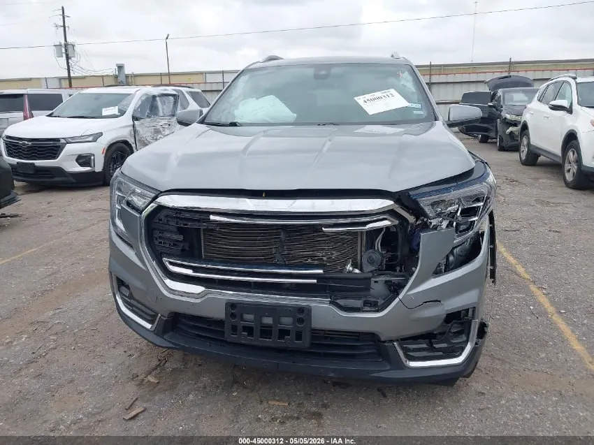 GMC TERRAIN SLT 2024