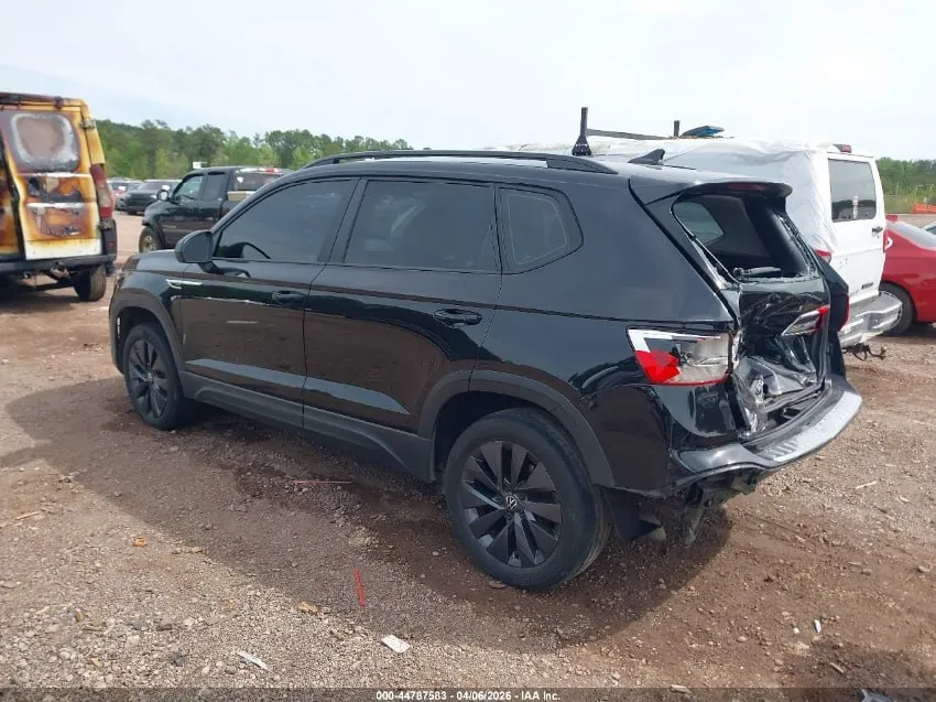 VOLKSWAGEN TAOS 2024