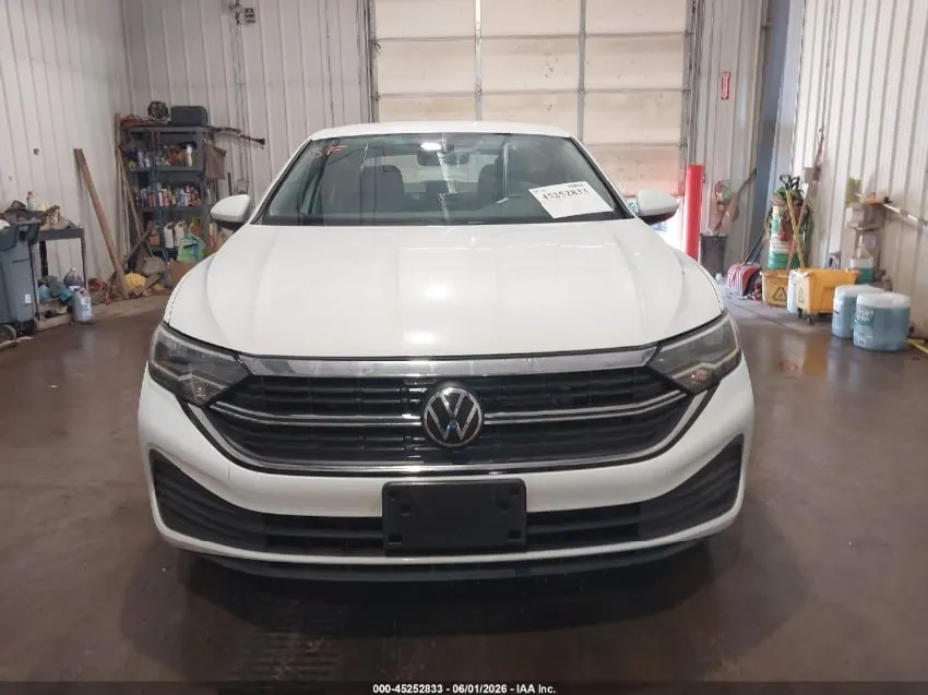 VOLKSWAGEN JETTA 2024