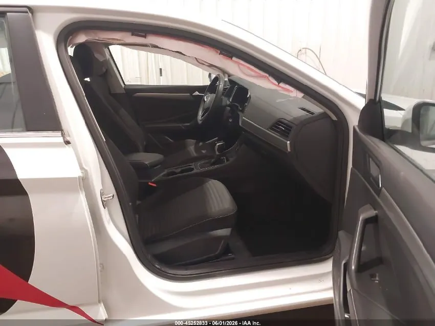 VOLKSWAGEN JETTA 2024