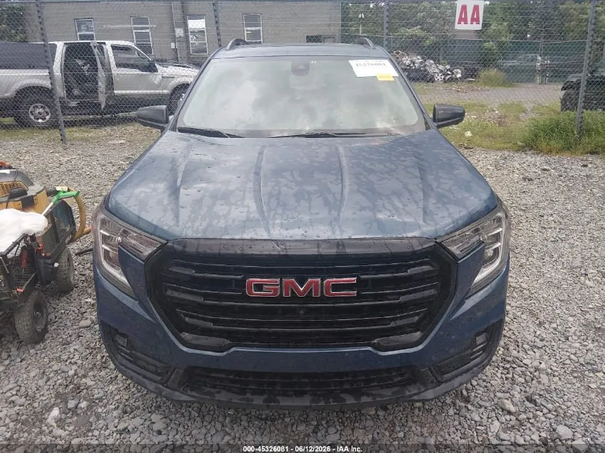 GMC TERRAIN SLT 2024