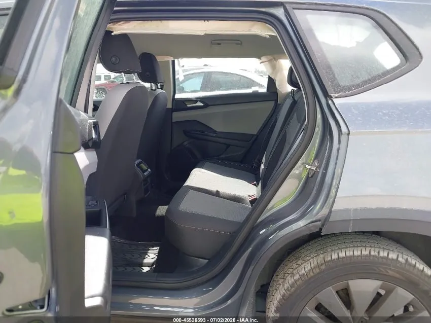 VOLKSWAGEN TAOS 2023