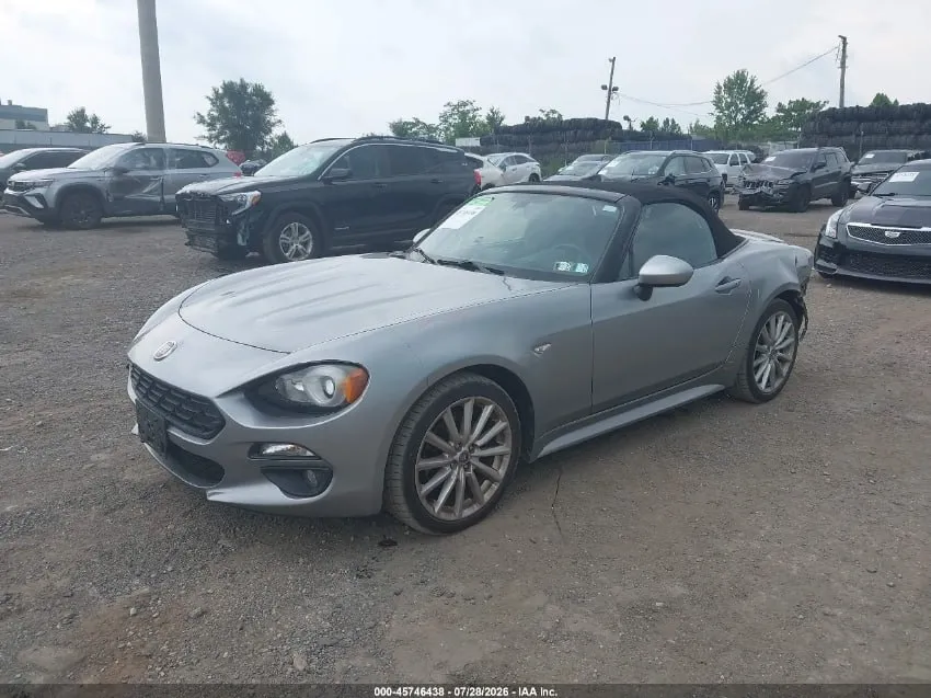 FIAT 124 SPIDER LUSSO 2017