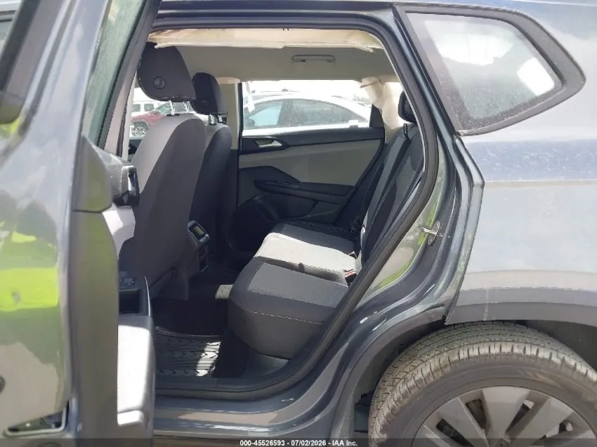 VOLKSWAGEN TAOS 2023