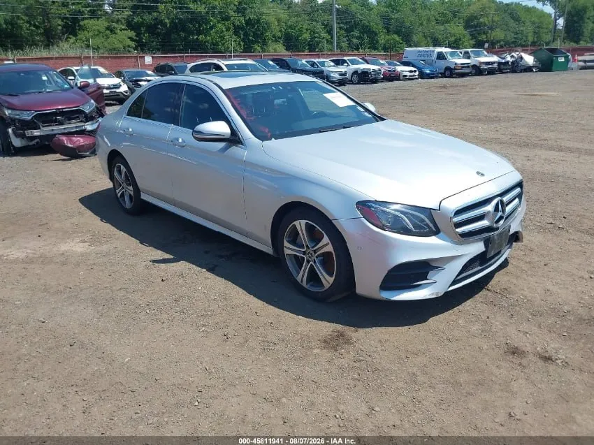MERCEDES-BENZ E-CLASS E 300 4MATIC 2017