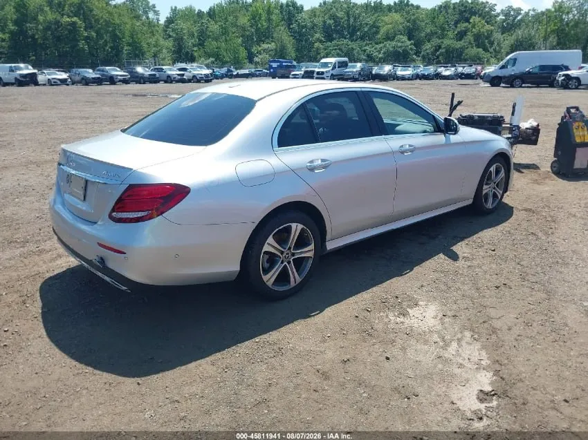 MERCEDES-BENZ E-CLASS E 300 4MATIC 2017