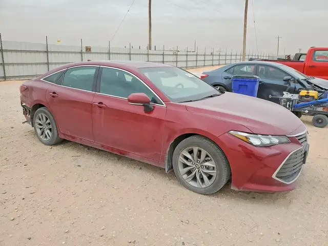 TOYOTA AVALON HYBRID XLE 2022