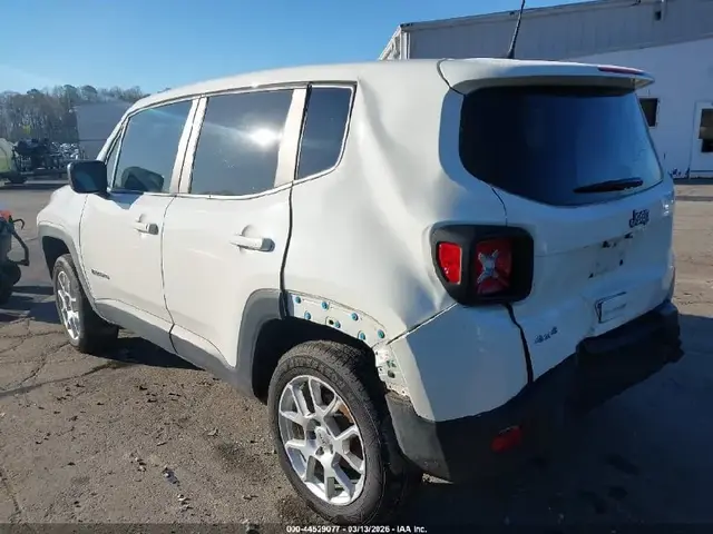 JEEP RENEGADE LATITUDE 4X4 2023