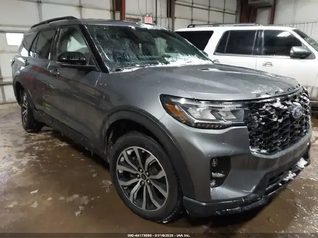 FORD EXPLORER ST-LINE 2025