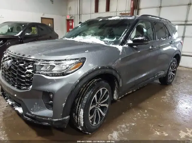 FORD EXPLORER ST-LINE 2025