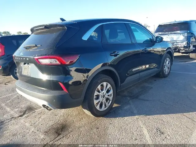 FORD ESCAPE ACTIVE 2023