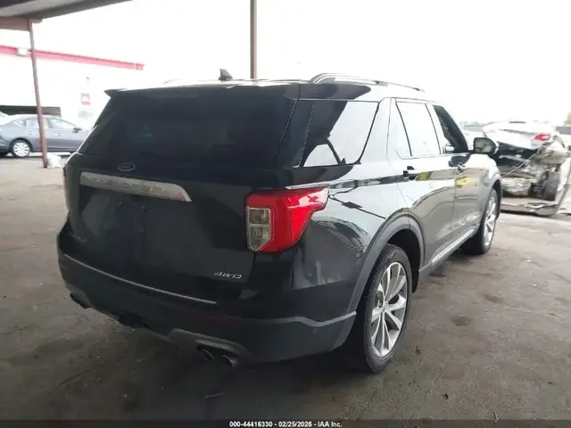 FORD EXPLORER PLATINUM 2022