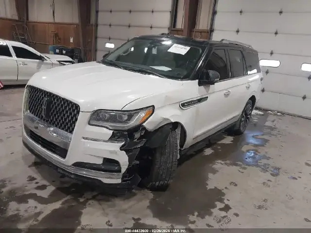 LINCOLN NAVIGATOR BLACK LABEL 2022