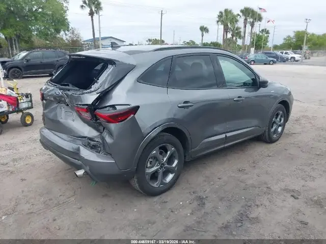 FORD ESCAPE ST-LINE 2023