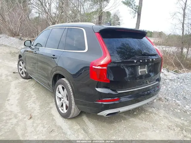 VOLVO XC90 T5 MOMENTUM 7 2021