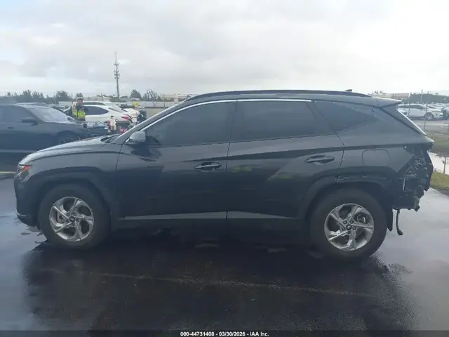 HYUNDAI TUCSON SEL 2022