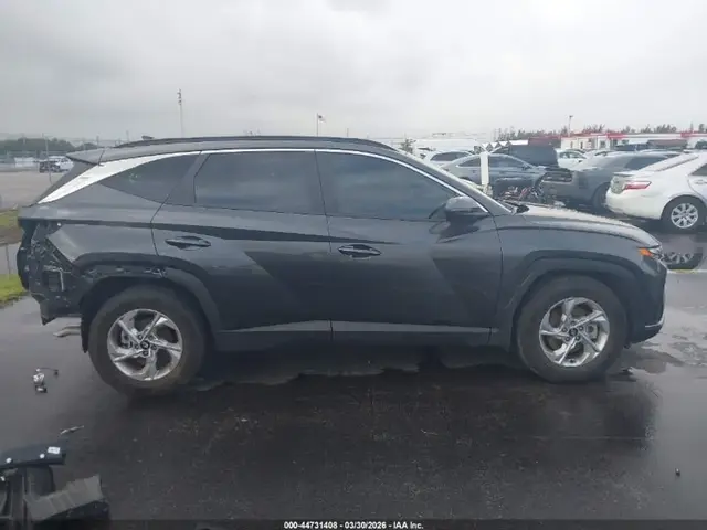 HYUNDAI TUCSON SEL 2022