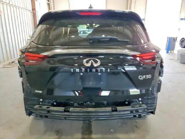 INFINITI QX50 LUXE 2021