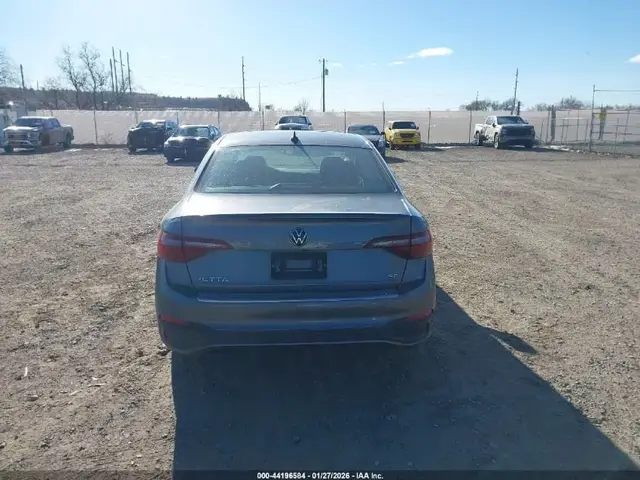 VOLKSWAGEN JETTA SE 2023