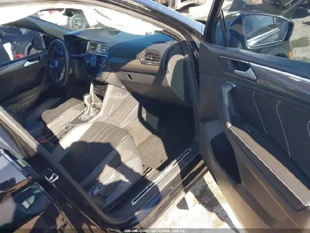 VOLKSWAGEN TIGUAN SE 2023
