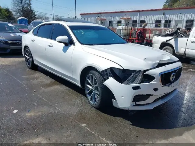 VOLVO S90 T6 MOMENTUM 2018