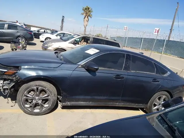 HONDA ACCORD EX 2024