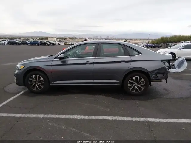 VOLKSWAGEN JETTA 2022