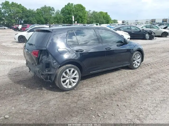VOLKSWAGEN GOLF SE 2019